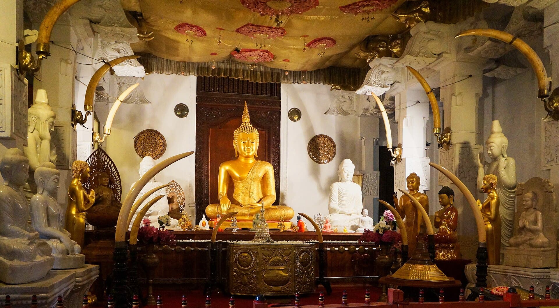 Temple of the Sacred Tooth Relic